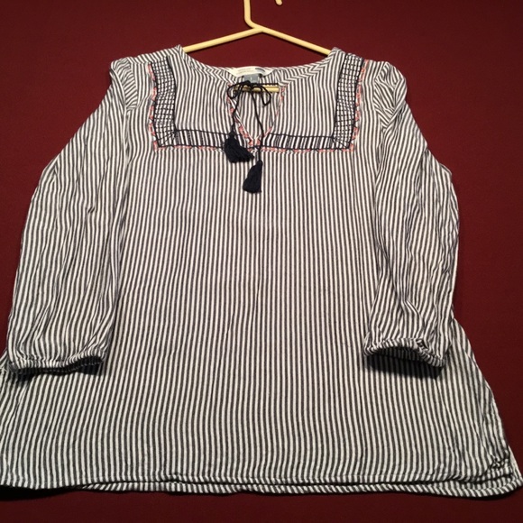 Woman’s navy tie front tunic - Picture 1 of 5